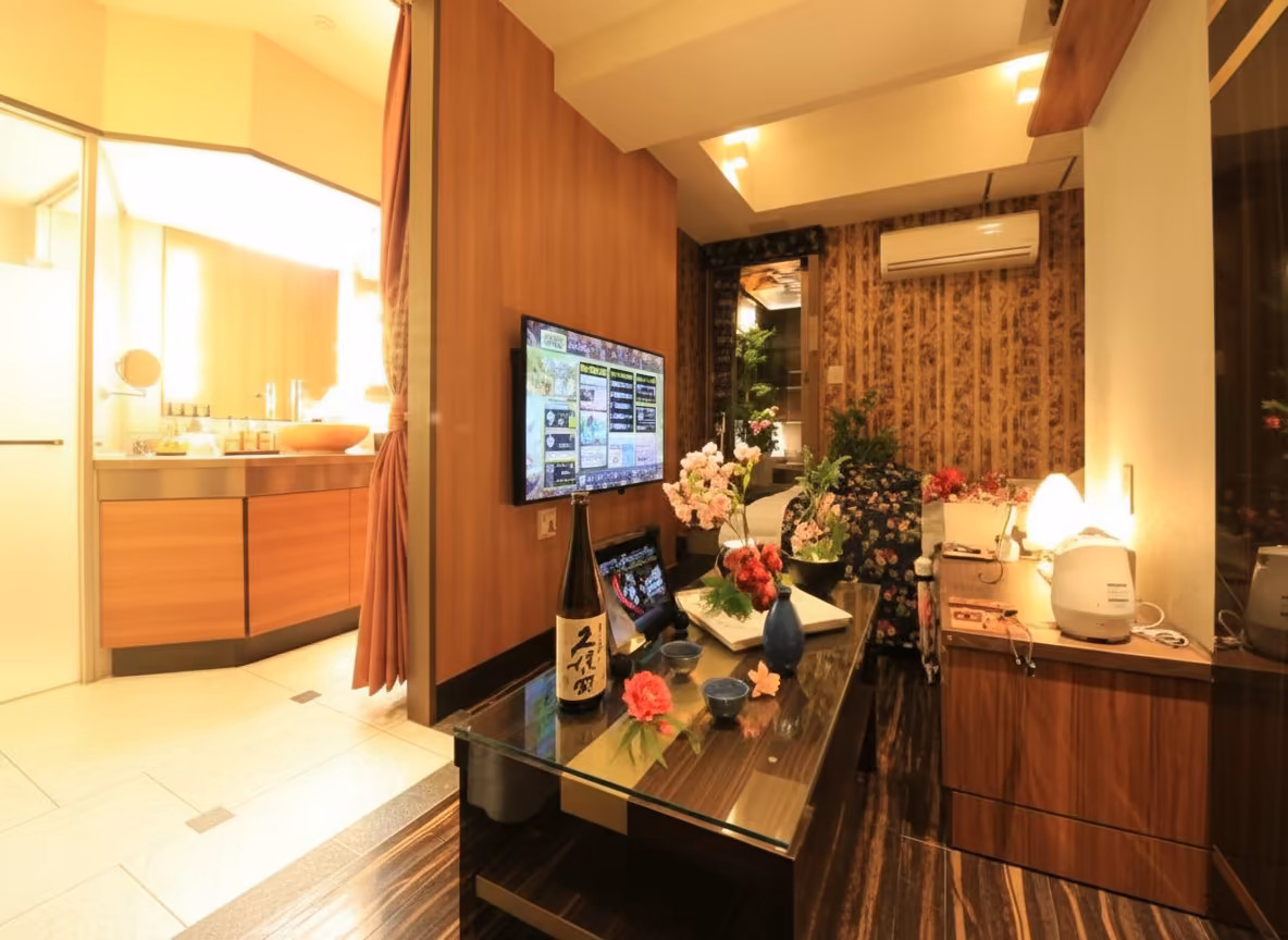 HOTEL AURA ASIAN RESORT 川越店の画像1