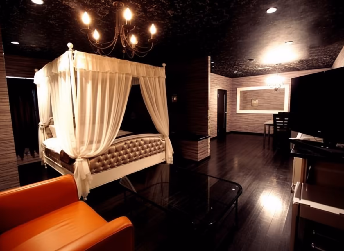 ホテルラブリー生駒店(旧スタンドアップ FF)の画像3
